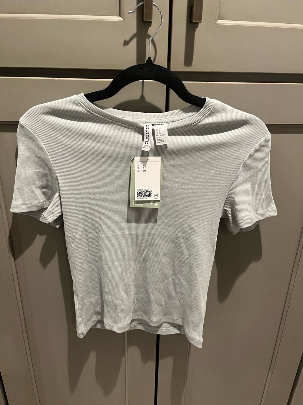 H&M Light Sage Short Sleeve Ribbed Tee